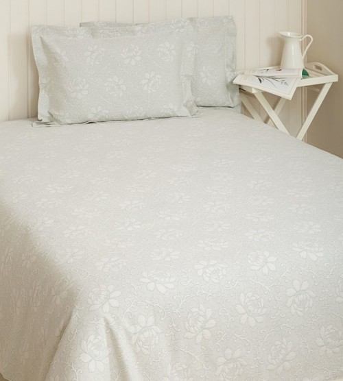 Покрывало Flowers голубая мята