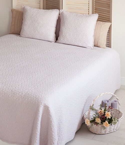 Покрывало с кружевом Provence ягодный мусс 220х240